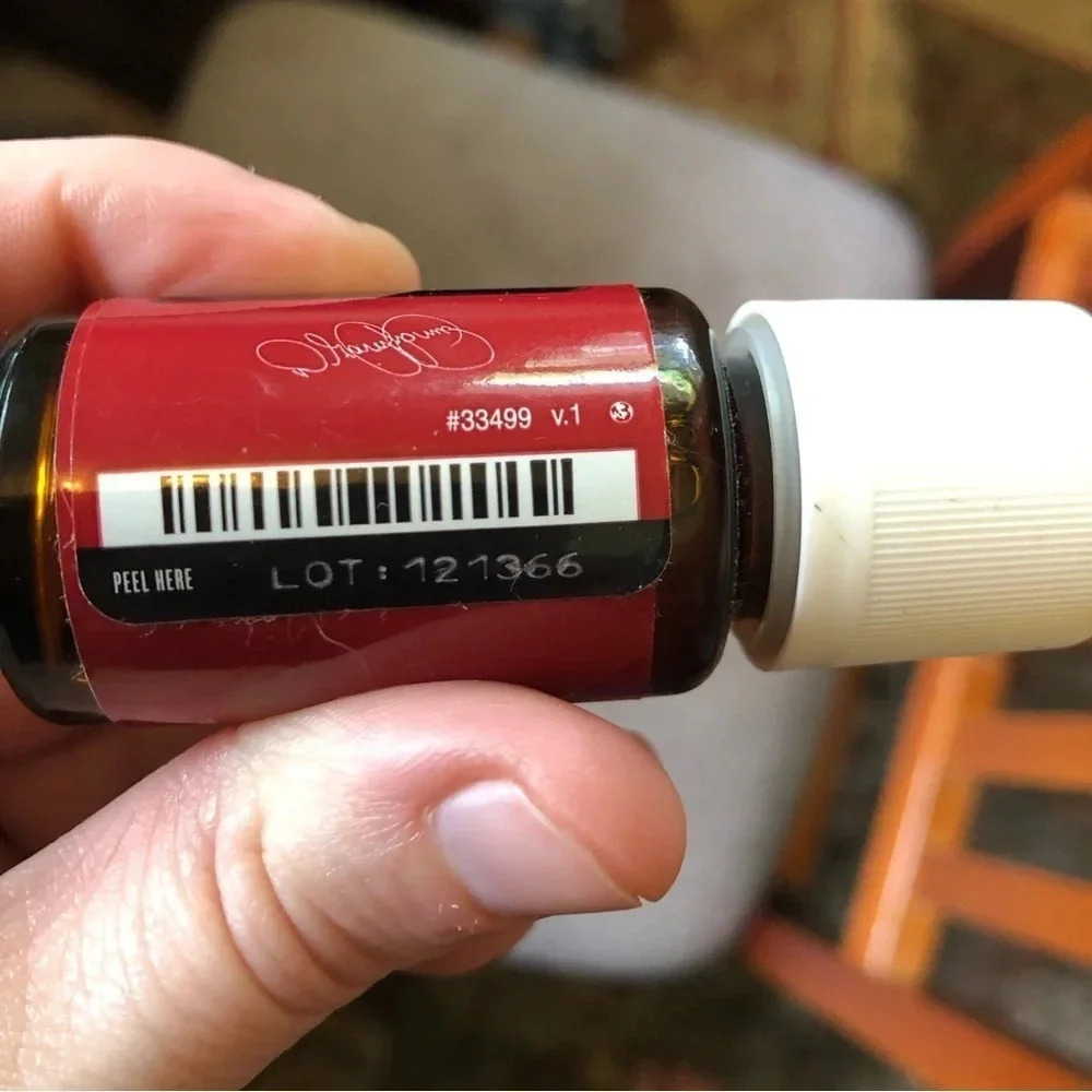 Sealed Young Living Cassia Essential Oil 15 ml - Picture 3 of 3